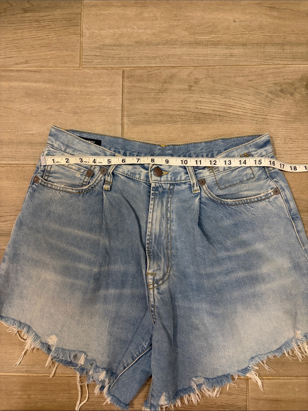 R13 Light Blue Distressed Pleated Damon short - Picture 9 of 14
